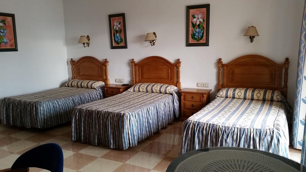 Hostal Los Rosales ألكاراز المظهر الخارجي الصورة